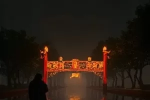 生活剧《巷口的邮差》封面，自行车与绿色邮包停在巷口